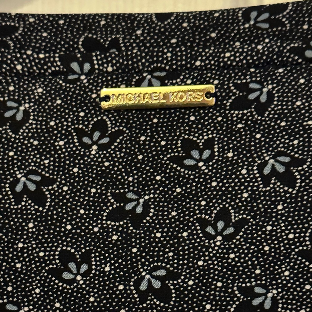 Michael‎ Kors Stretch Blue Print Blouse Women L. NWT - Picture 6 of 6